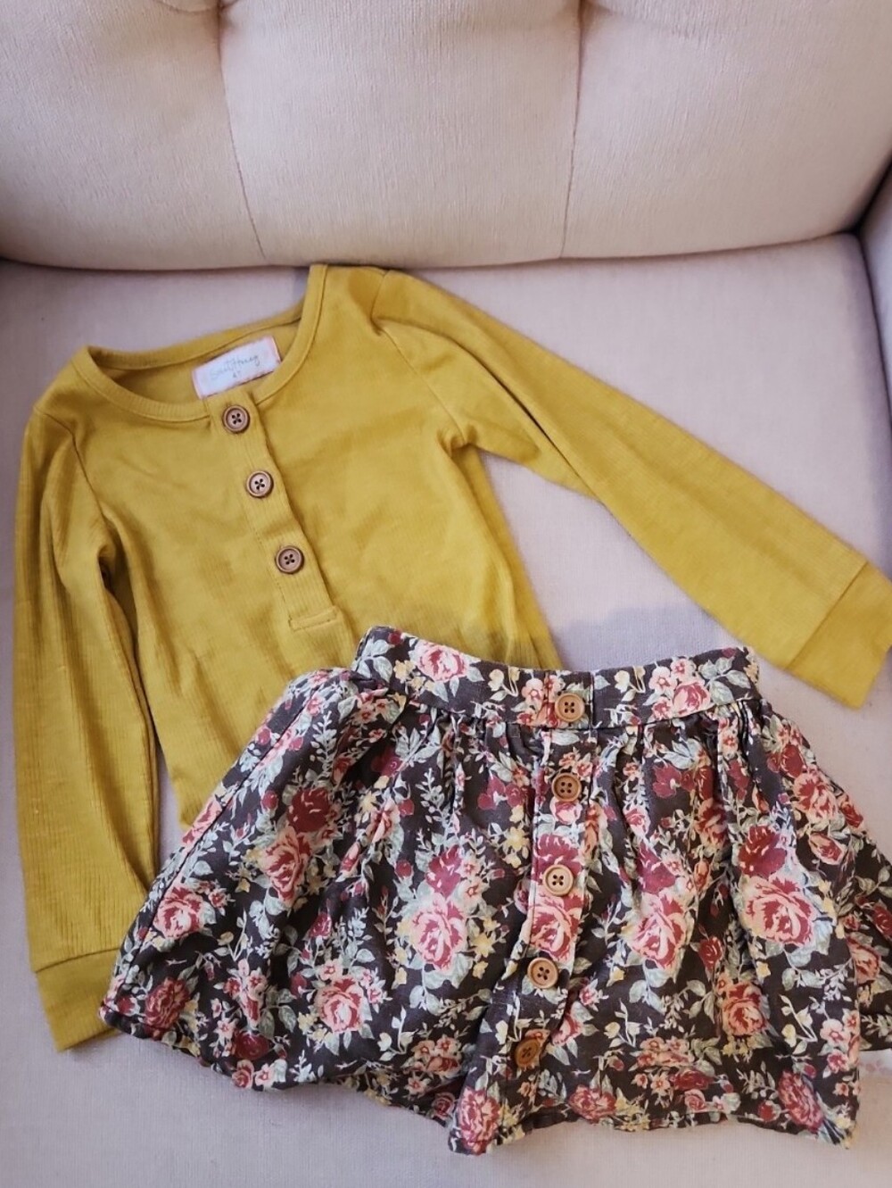 Sweethoney 4t Mustard Ribbed Bodysuit and Floral Skirt Set Fall Pumpkin